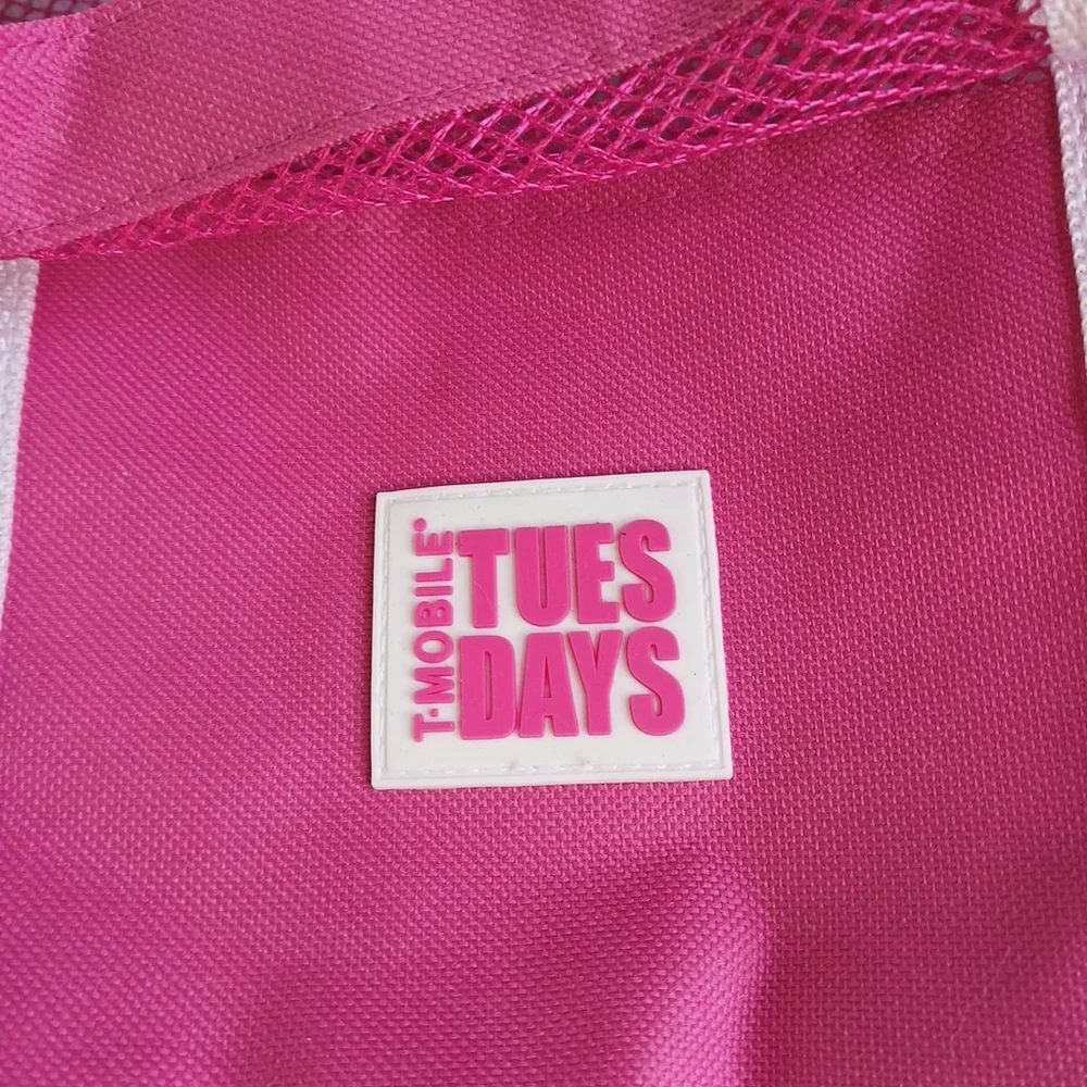 T Mobile Tuesdays Cooler Lunch Bag Shopping Tote